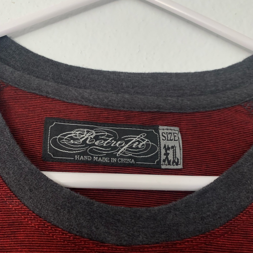 Shirt - Picture 2 of 3